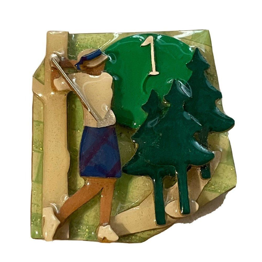 house by lucinda women pin brooch golf course golfer Club 1st Hole